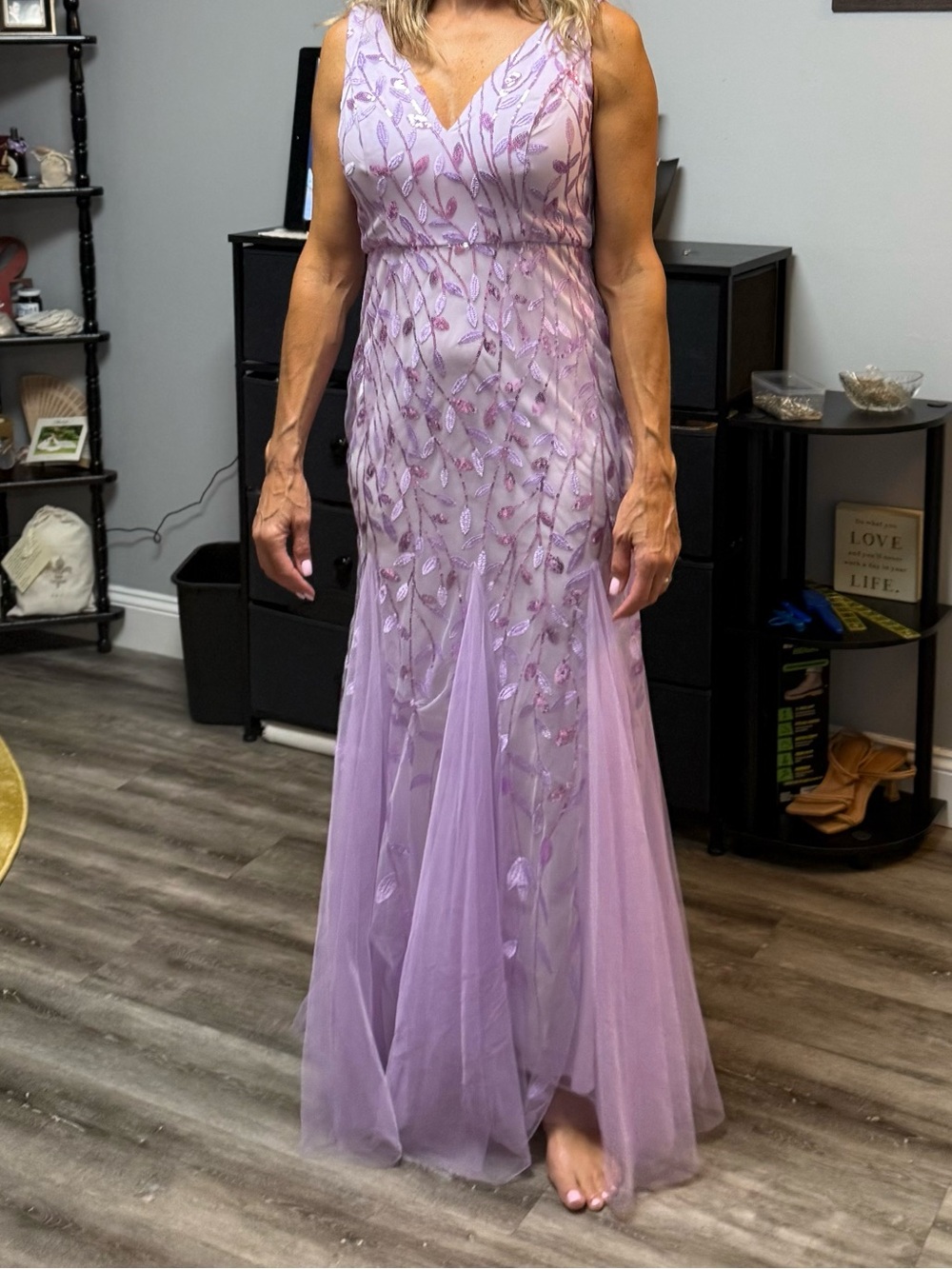 Elegant Lavender Embellished V-Neck Evening Dress